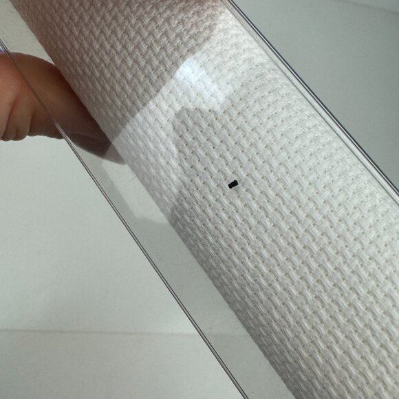 Charles Craft Creative World DMC White Aida 14 Count Cross Stitch Cloth 20x24in - Picture 11 of 16